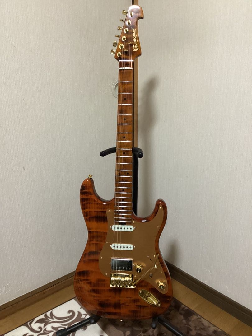 ブルファイター ストラトキャスター エレキギター ゴールド ハムバッカー美品