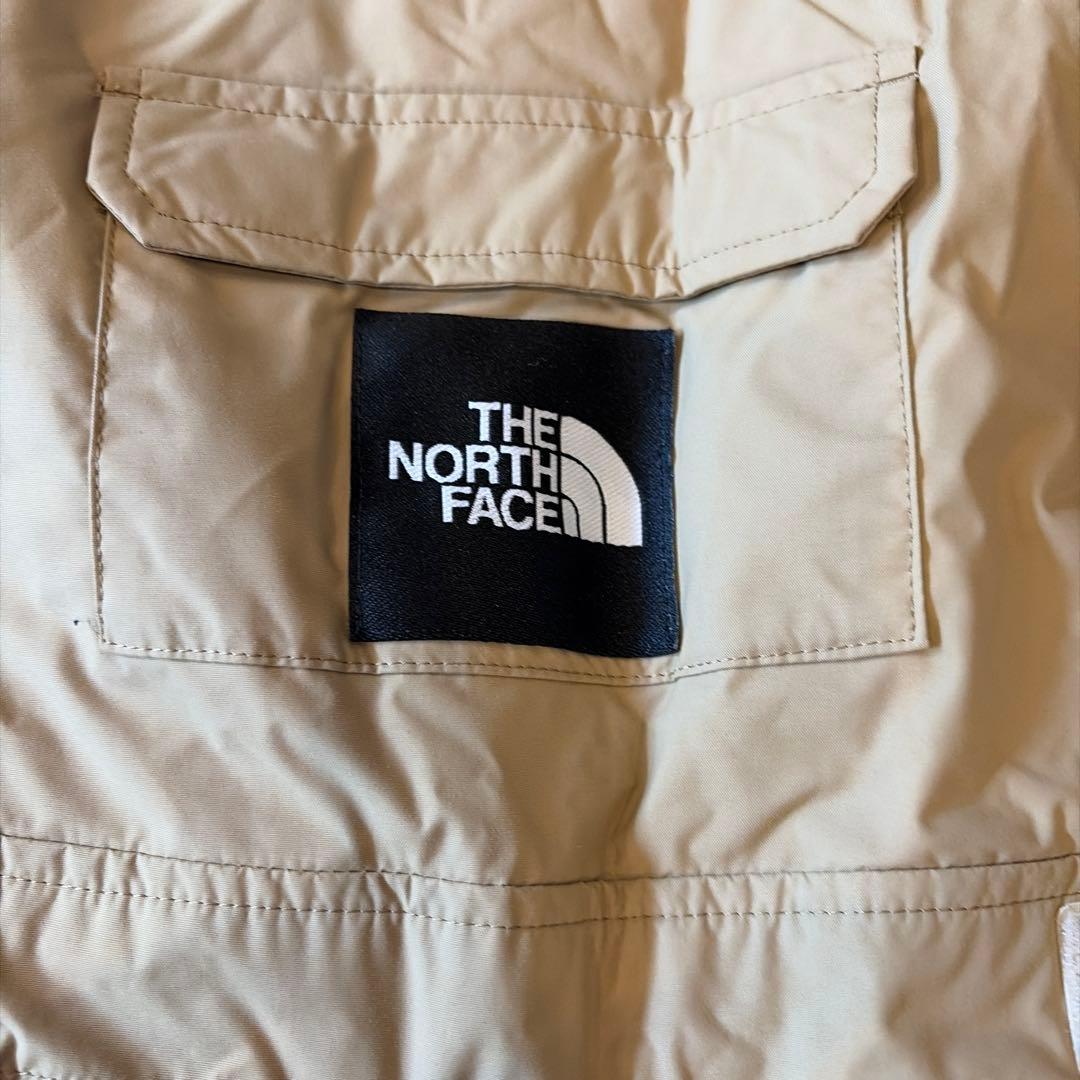 ノースフェイス　子供スキースノーボードウェア　サロペット　防水