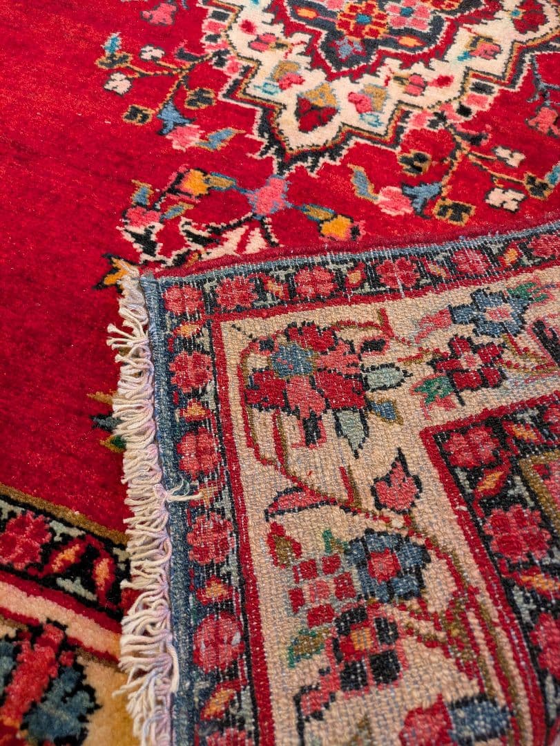 【ハマダン産ペルシャ絨毯】 赤 約153cm x 109cm