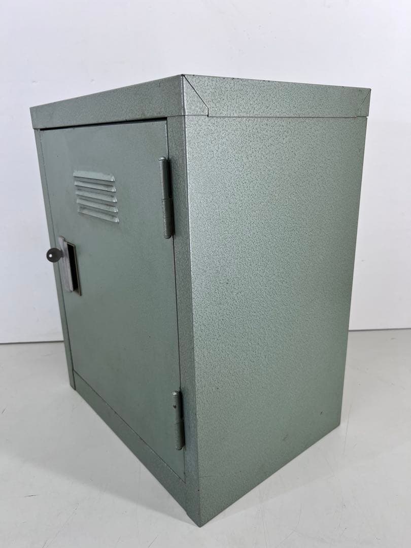 スチールロッカー グレー 鍵付き