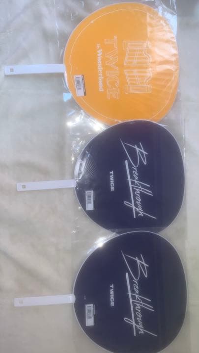 TWICE うちわ、アルバム