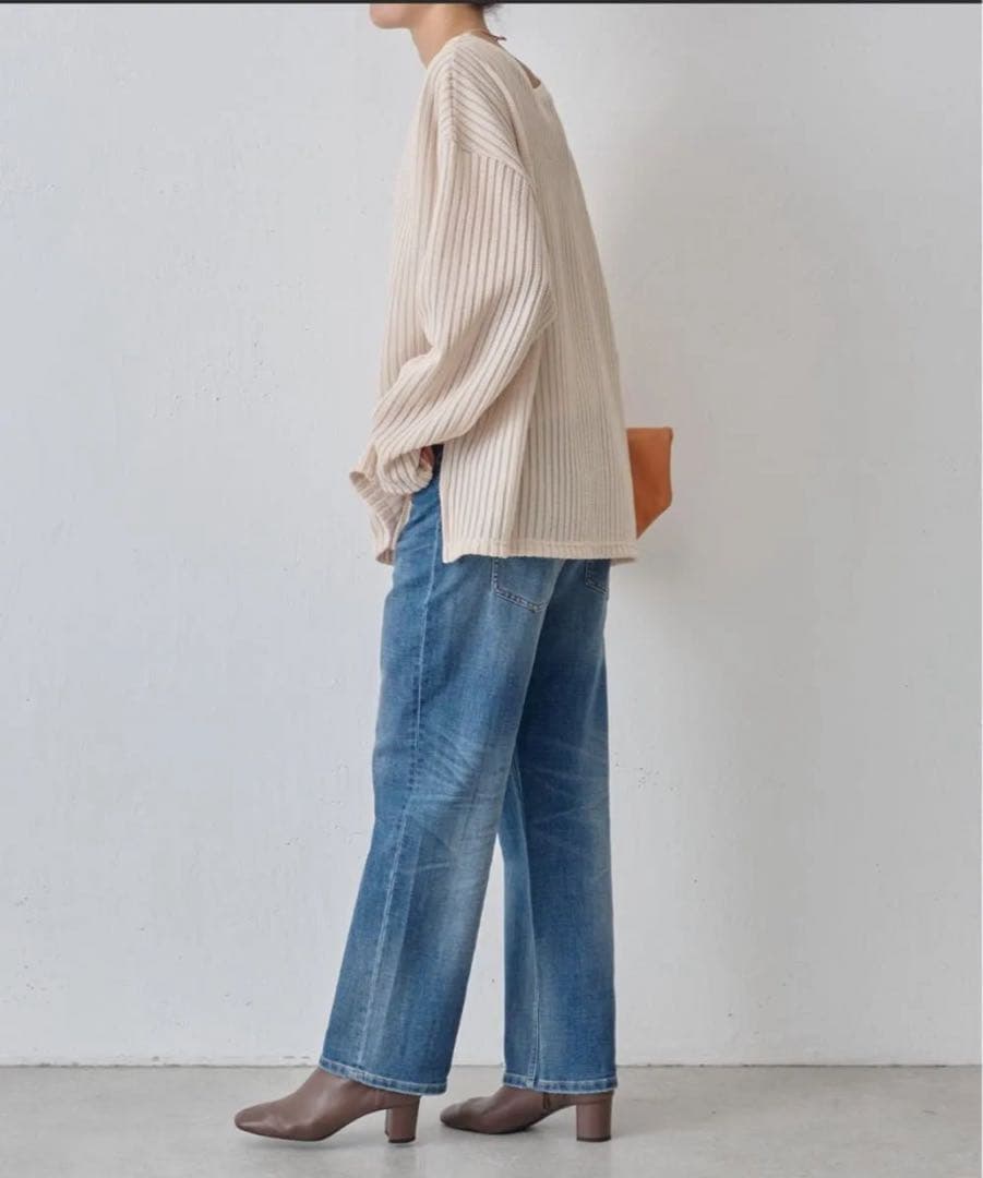 ビアズリー カットソー　ベージュ