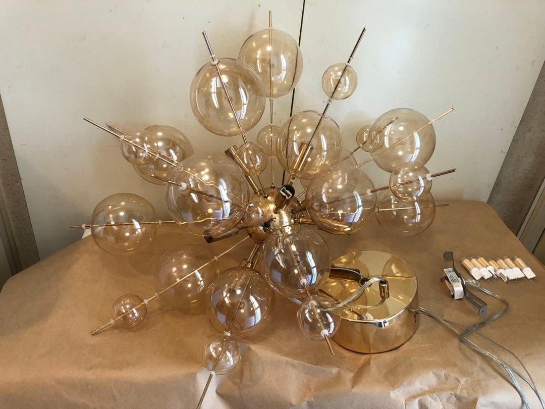 バブルシャンデリア　ゴールド　欠品あり