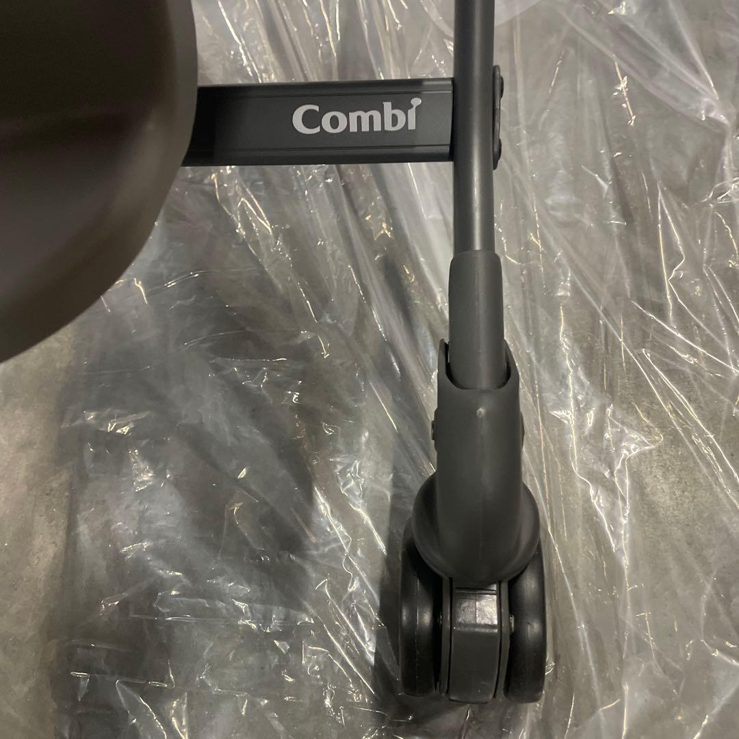 コンビ ネムリラ オートスイング BEDiスリープシェル