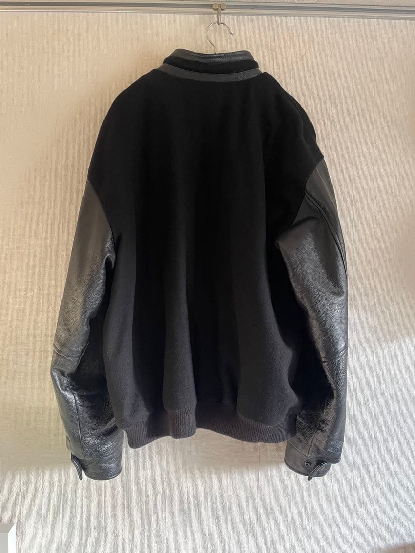 本革　スタジャン