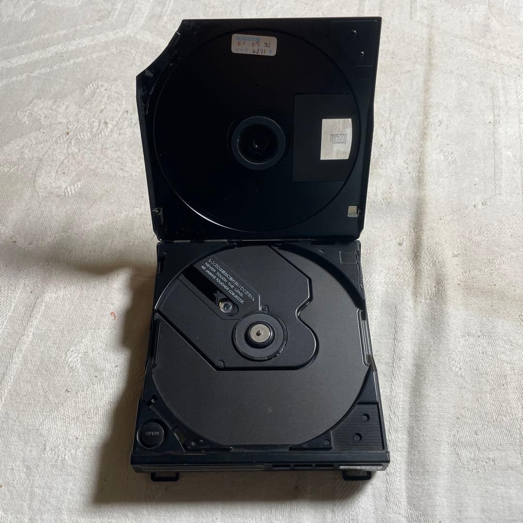 【超希少・ジャンク】SONY Discman + バッテリー BP-100