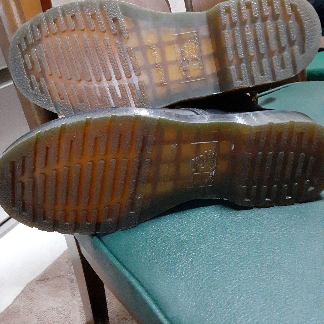 Dr.Martens　女性にも男性にも