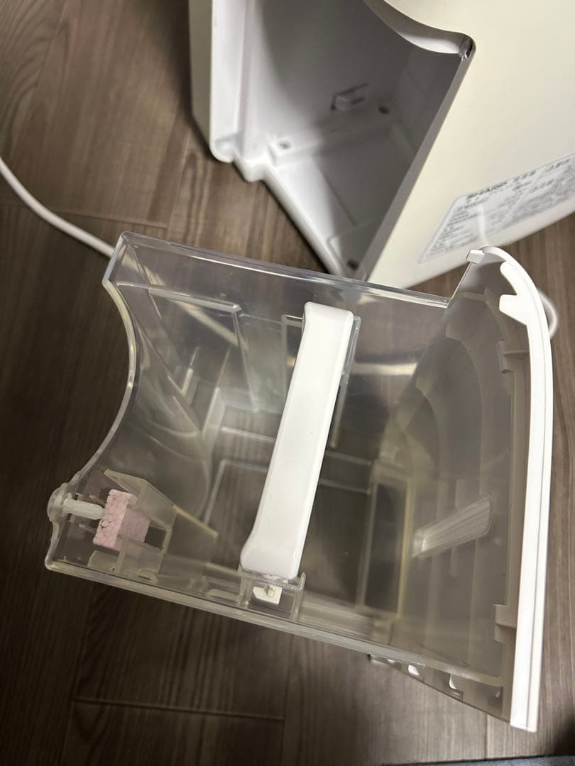 【動作確認済】シャープ 除湿機 CV-L71-Wプラズマクラスター　2022年製