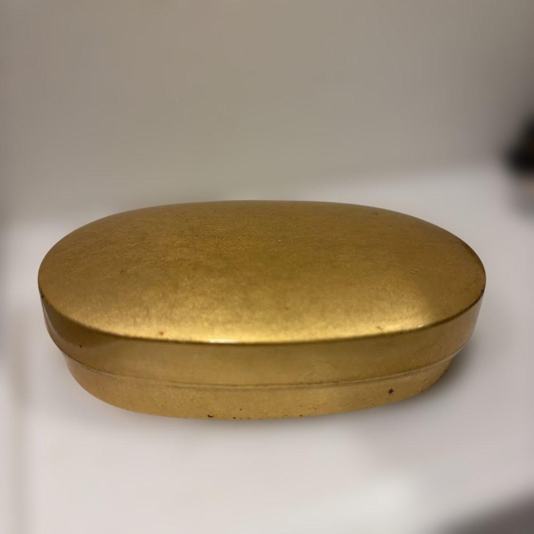 京都・金色楕円形小物入れ　匿名発送