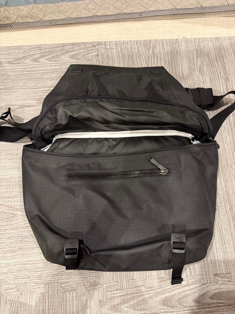 アークテリクス Granville 10 Courier Bag