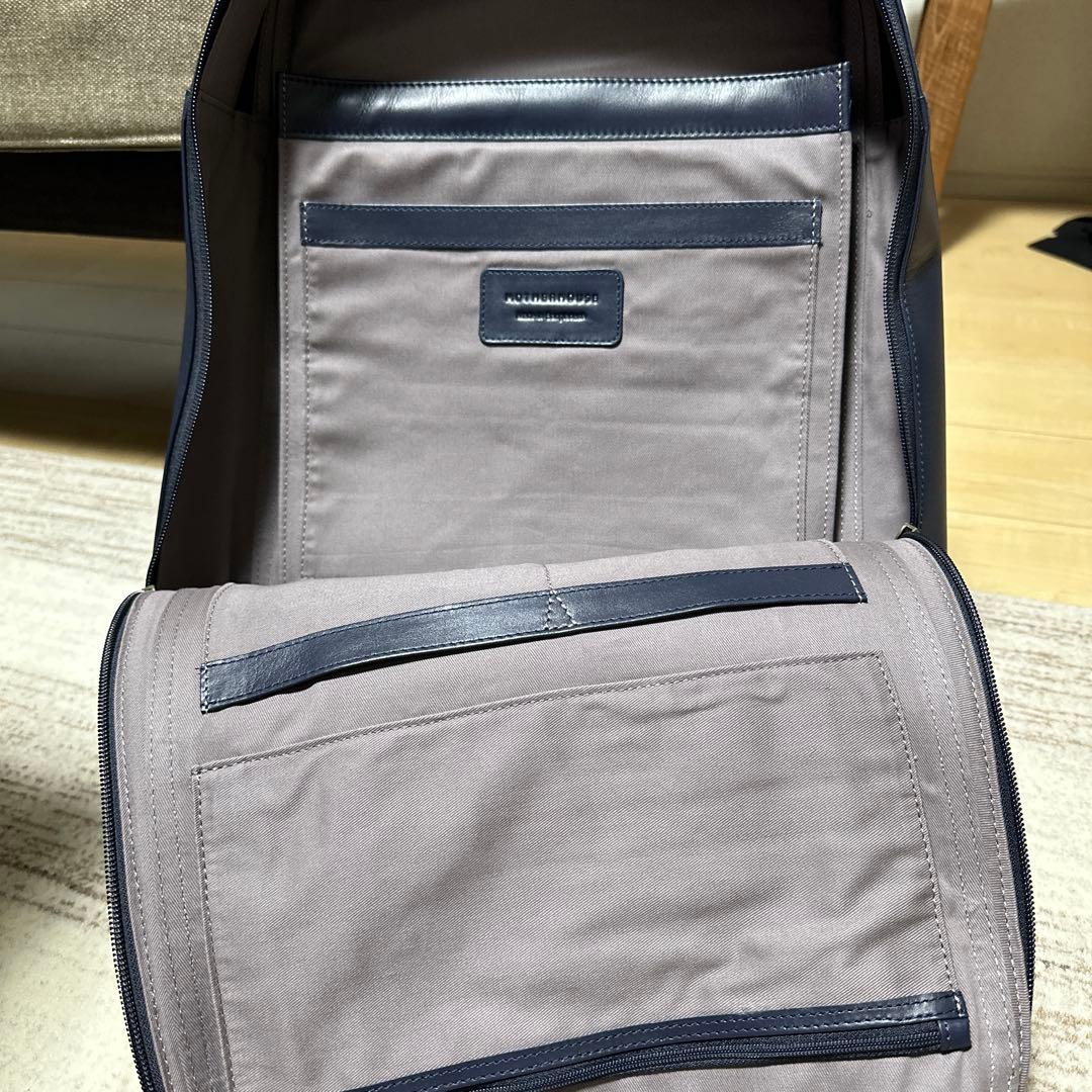 ネイビー レザー リュック 新品タグ付きマザーハウス