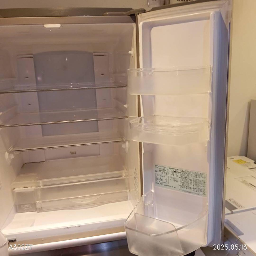 A511★送料設置無料　東京　神奈川限定配送 日立大型冷蔵庫　395L