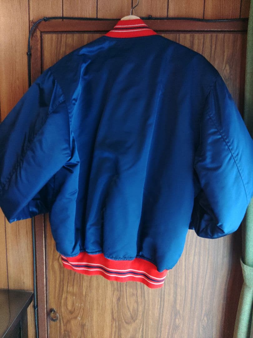 レア物！！クリーブランド・インディアンススタジャン中綿あり