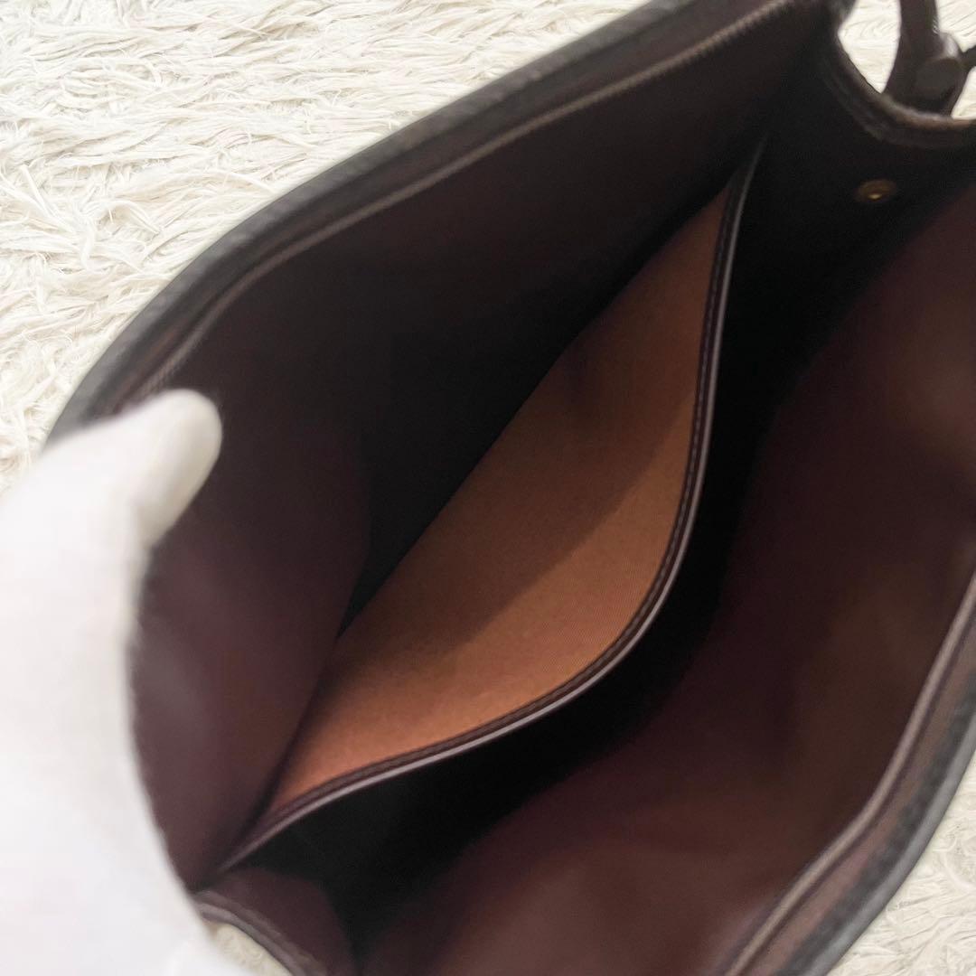 ✨極美品✨バーバリー　クラッチバッグ　小物入れ　ノバチェック　フラップ