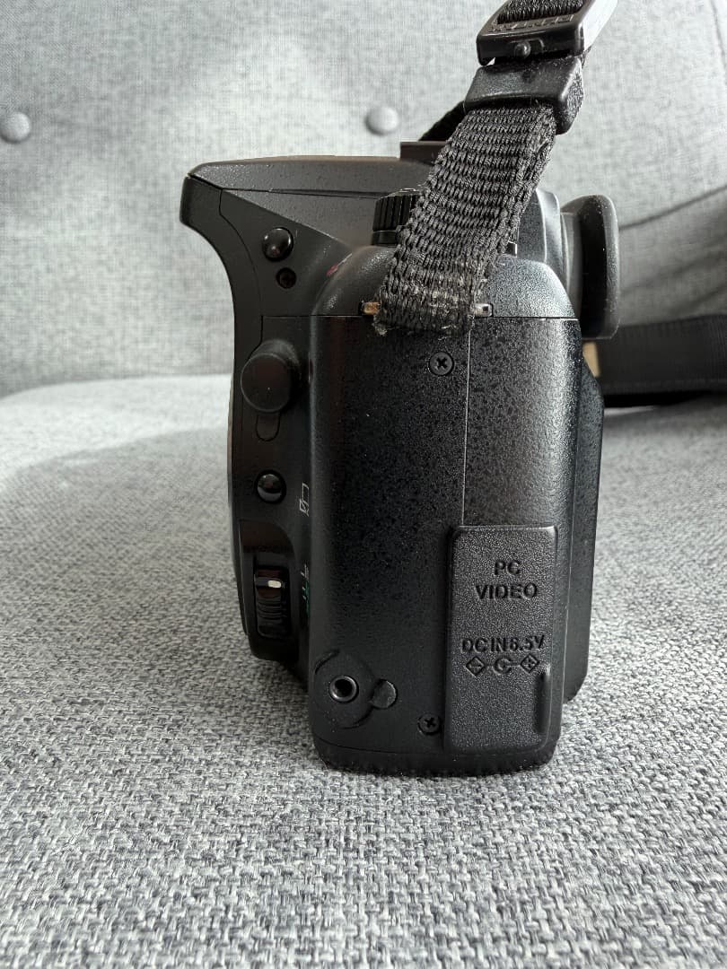 PENTAX ペンタックス *istD 初代　デジタル一眼カメラ レンズ付き