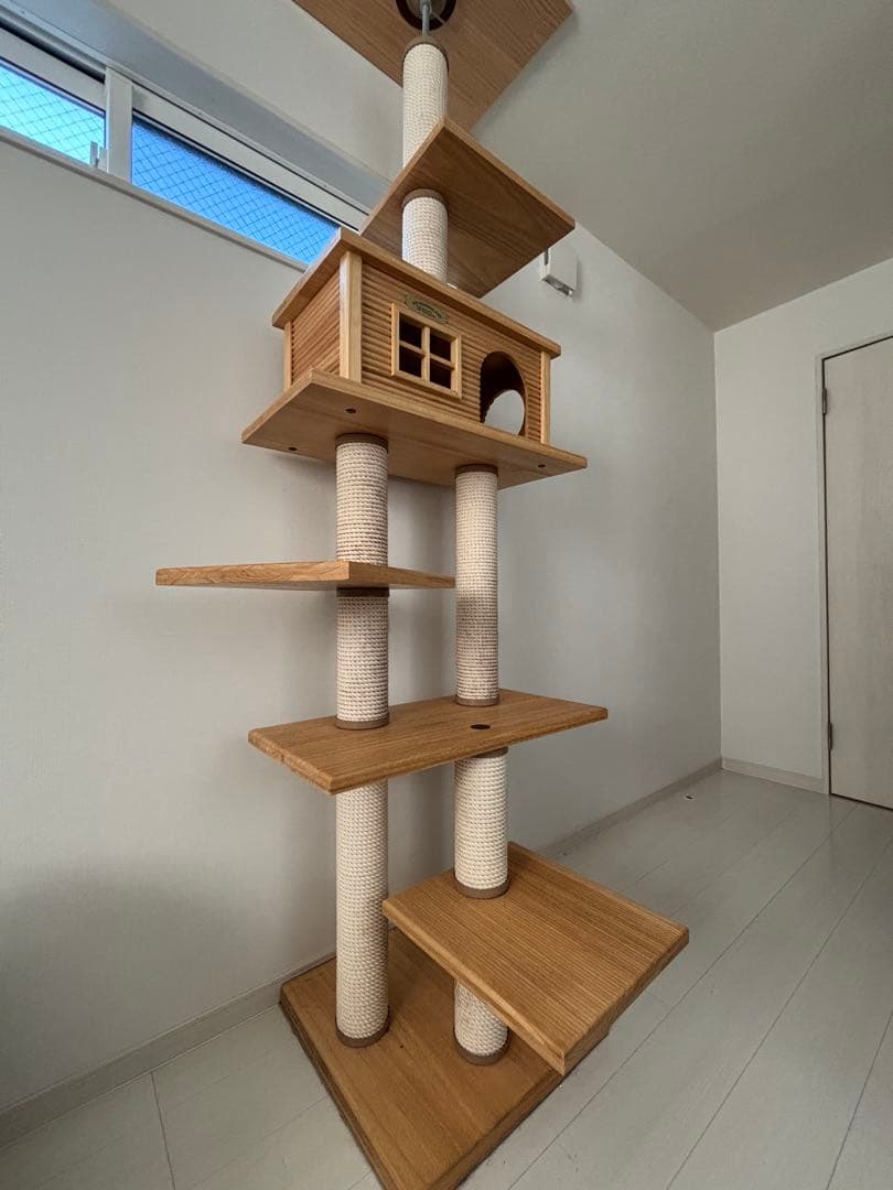 【値下げ】日本国産 家具調キャットタワー　〜ガリッコ〜