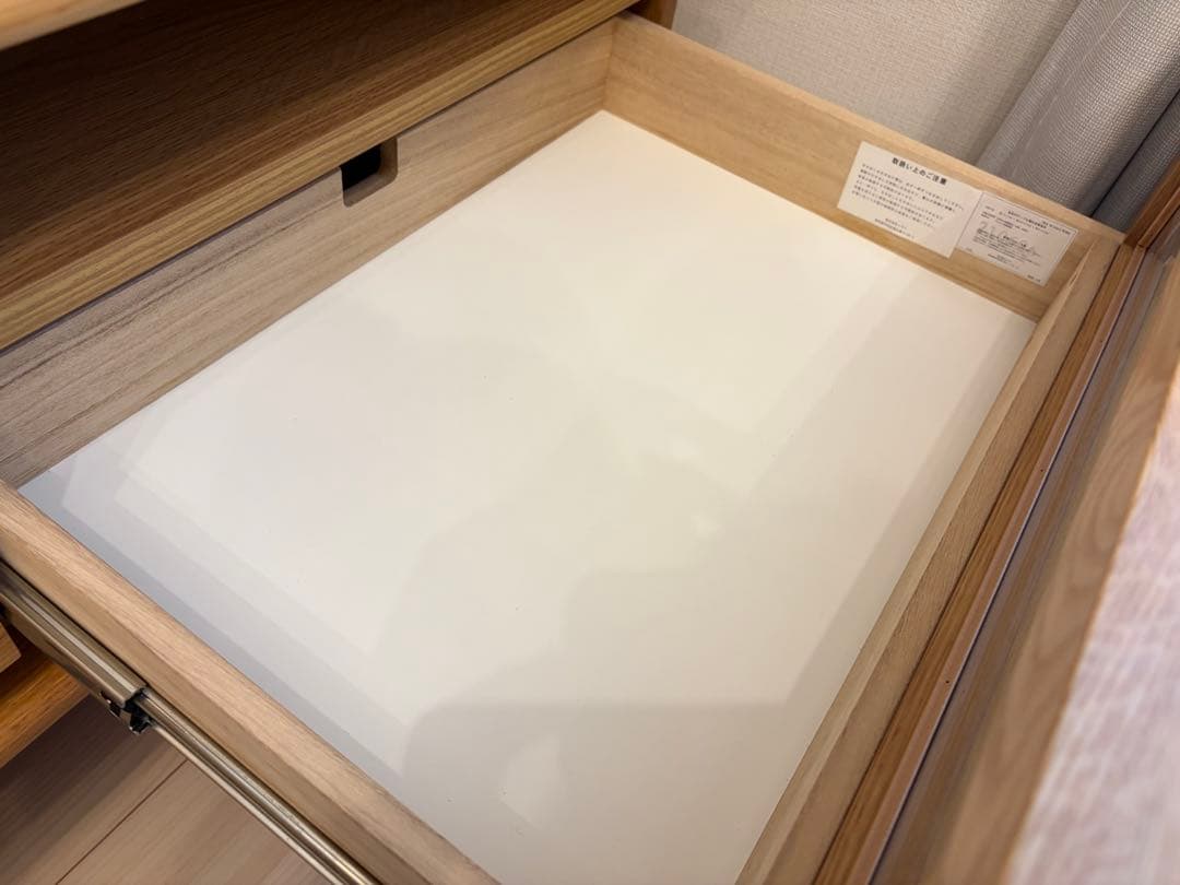 unico SOLK(ソルク)　TVボード　W1600