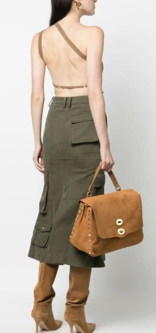 新品　ザネラート　ポスティーナL　キャメル　ショルダーバック