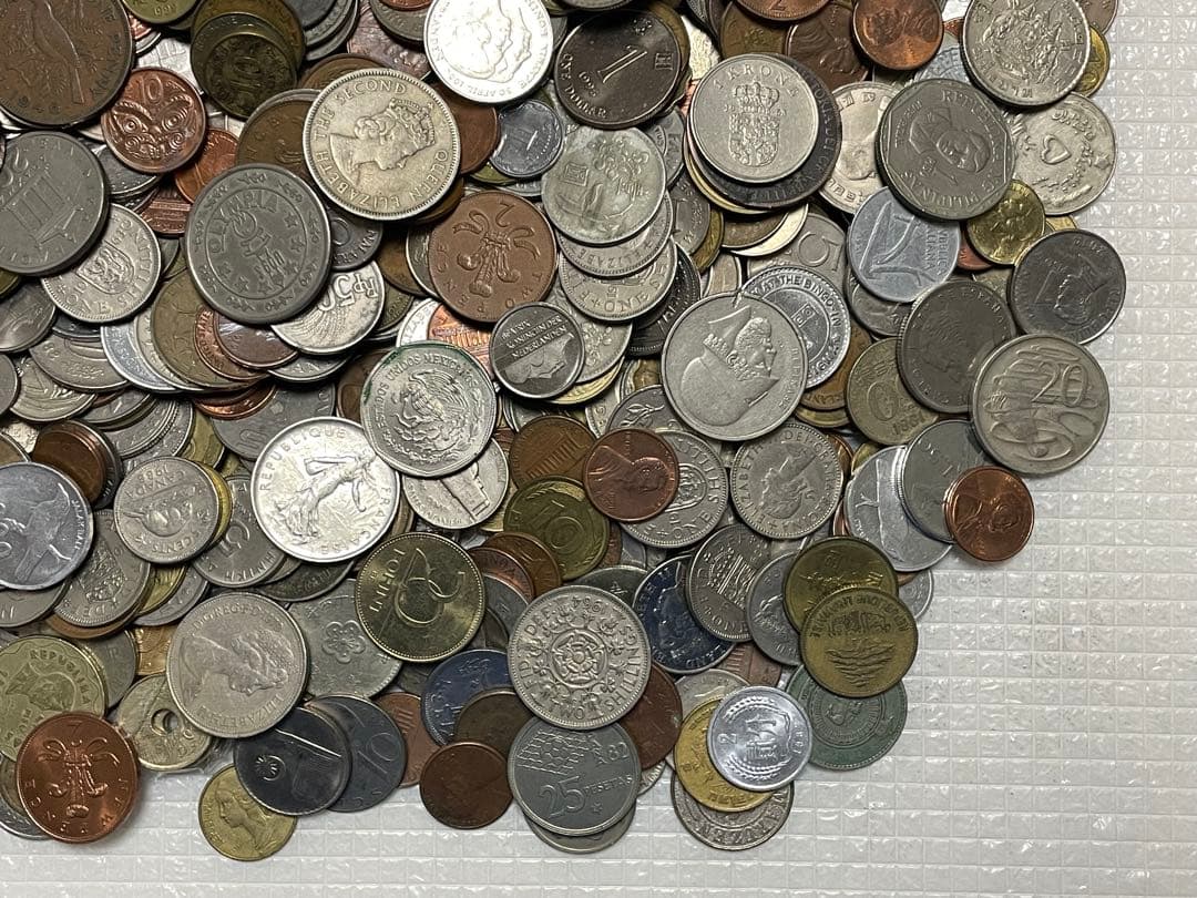 古銭　世界の古銭　外国の硬貨　色々　詳細はわかりません　約3840g A1