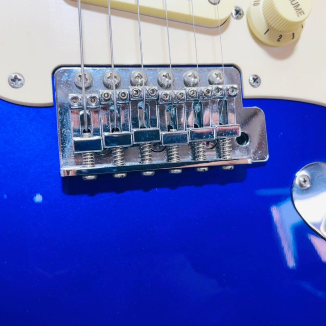 SQUIER FENDER エレキギター　コラボ　ストラトキャスター