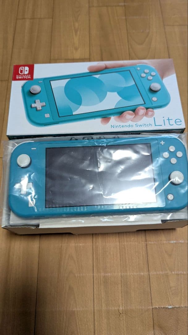 スイッチライト　本体・箱・充電器付き