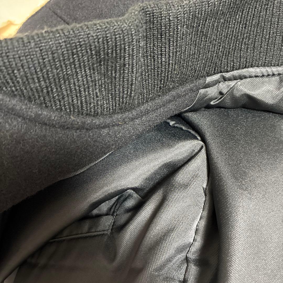 アダムエロペ　スタジャン　Mサイズ