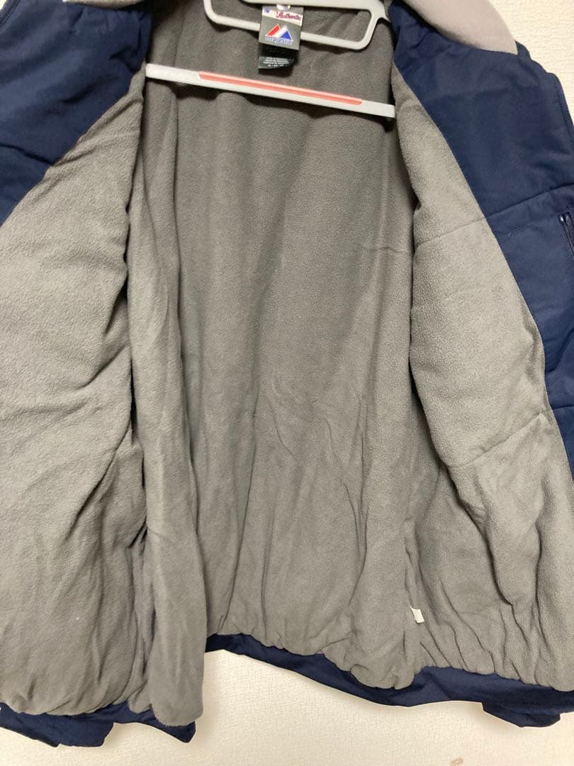 2010Majesticマリナーズ ナイロンジャケット MLB 状態良 XL