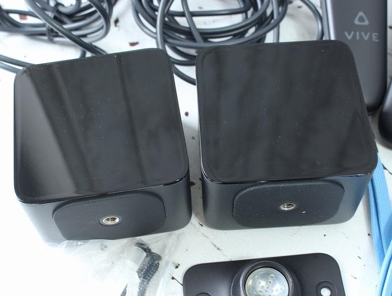 HTC VIVE COSMOS ELITE VRヘッドセット