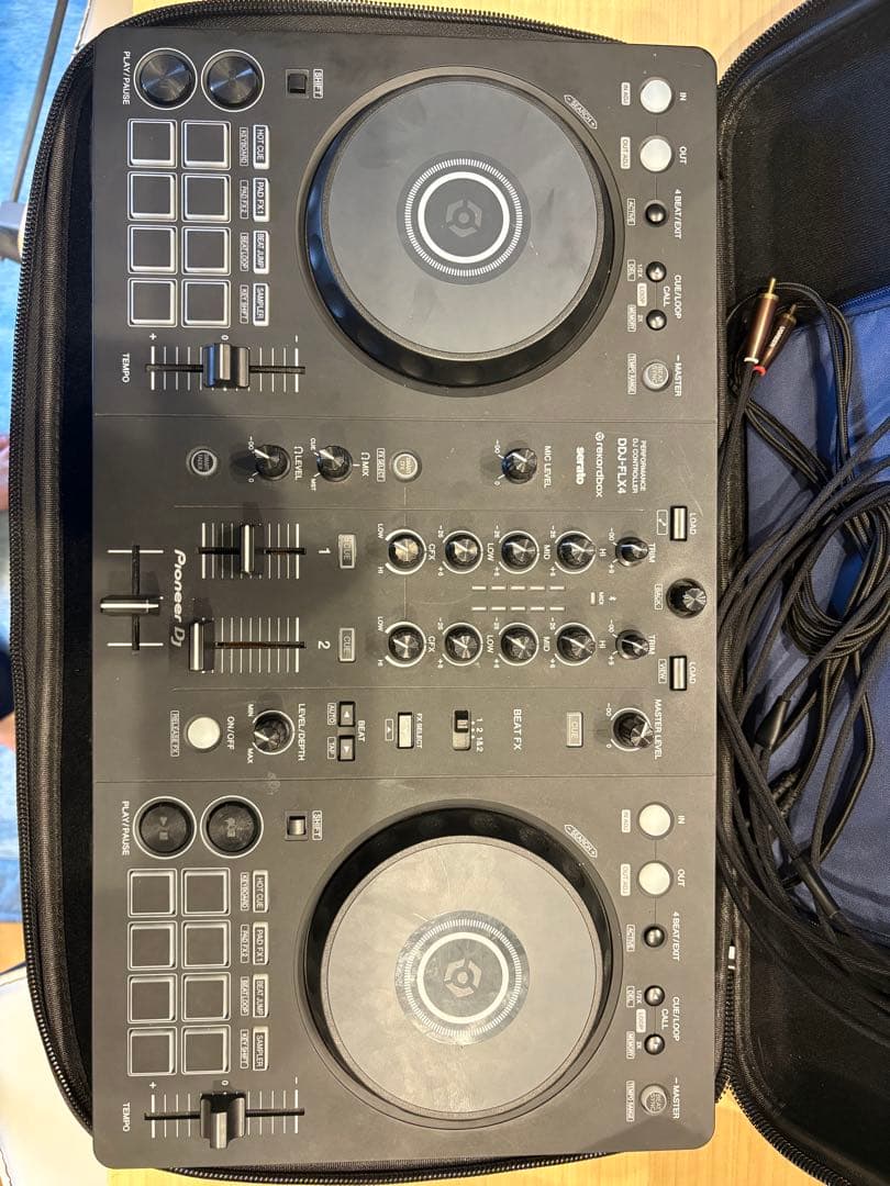 【最終値下げ】DDJ-FLX4 DJコントローラー　ケース付き　当日発送