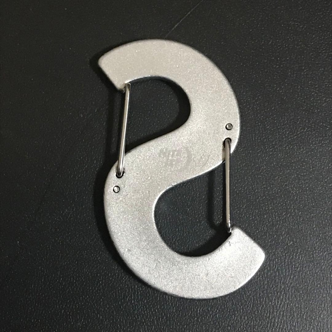 小物 Supreme 21AW S Logo Keychain Nite ize