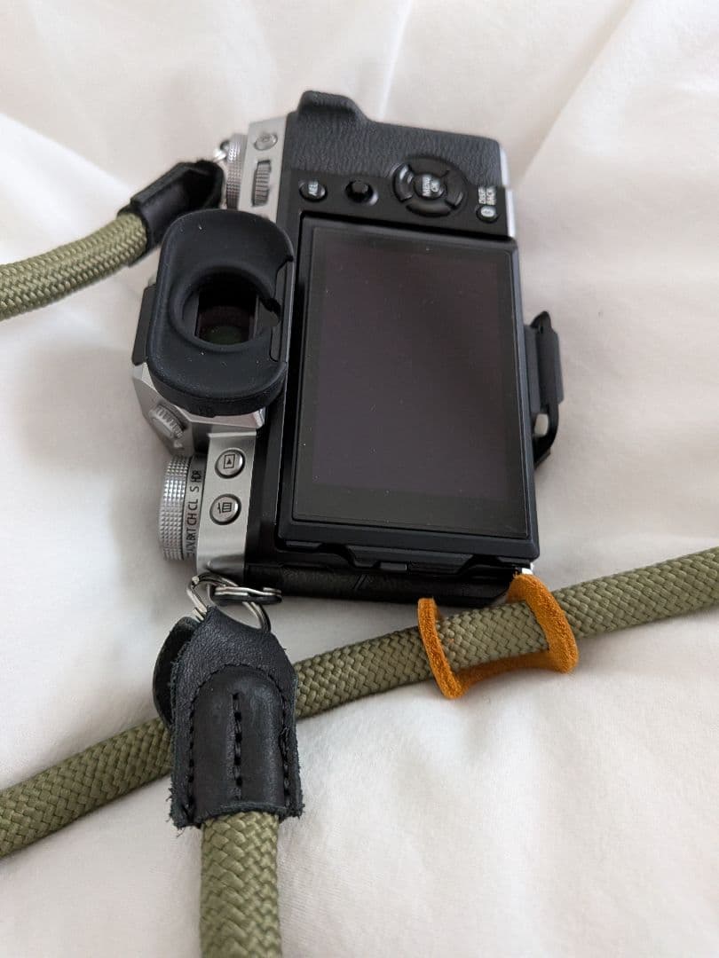 L*N様 カ*ニ様 【マップカメラ査定:美品】Fujifilm X-T5 本体