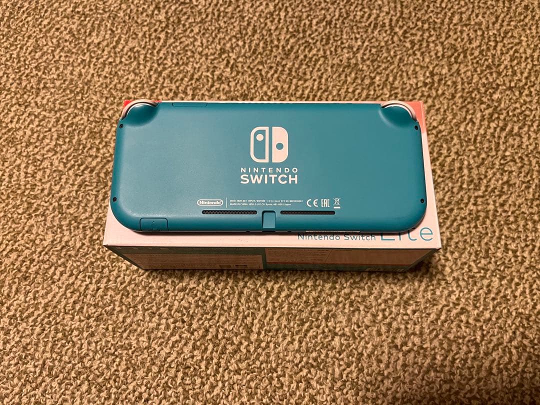 Nintendo Switch Lite ターコイズ本体　外箱　充電器付き
