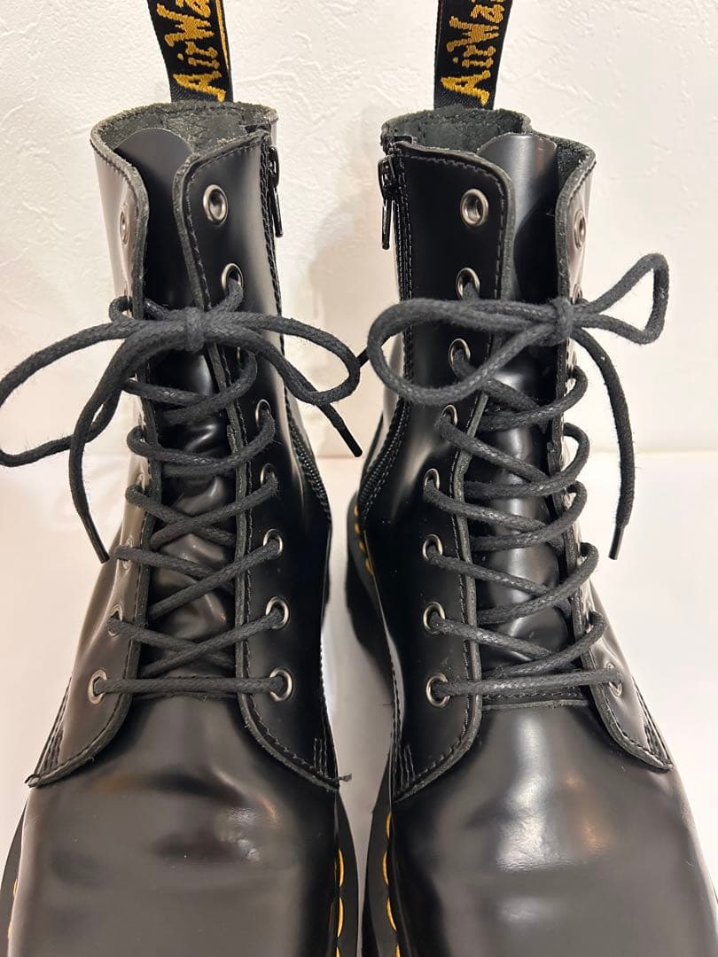 Dr.Martens JADON 8ホールブーツ　厚底 ブラック UK8