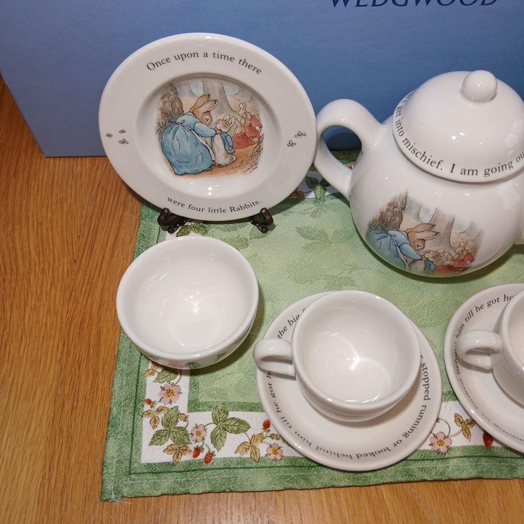 ウェッジウッド　ピーター・ラビット　ミニチュア　ティーセット