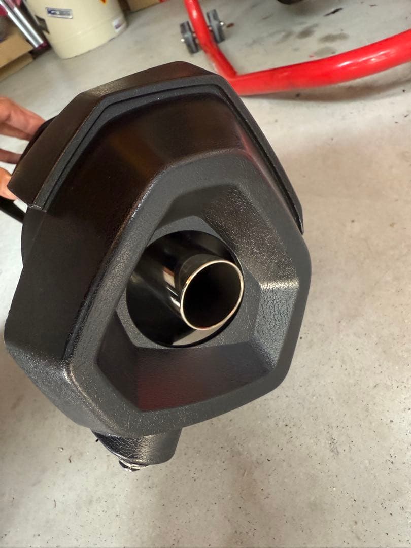 シグナスX 4型　5型　200ccオーバー　隔壁マフラー