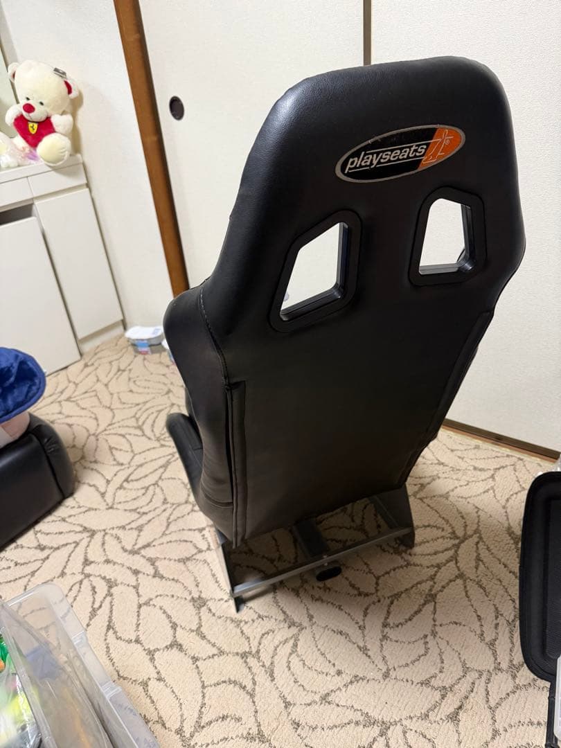 Playseat 黒・ロジクールGRAN TURISMO4・F1ソフト2本オマケ
