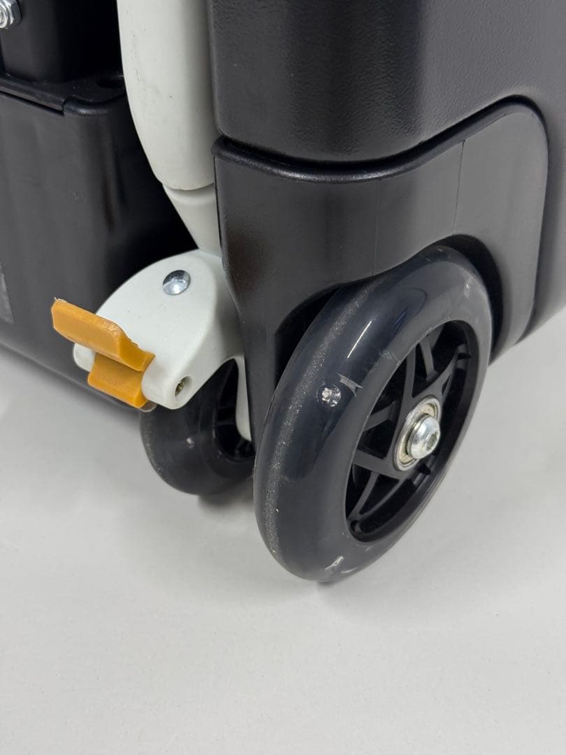 乗れるスーツケース　キッズ　キャリーケース キッズハピネストラベラ 子供