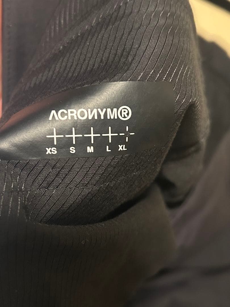 週末限定価格　ACRONYM P30 A-E/アクロニウム/サルエルパンツ