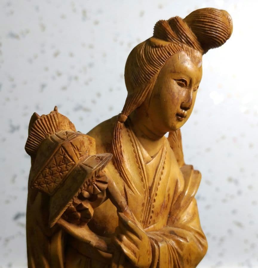 ☆★☆【期間限定特価！古美術 木彫り天女】