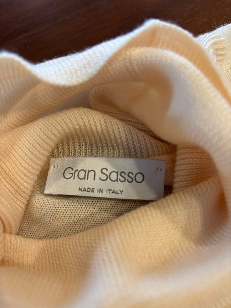 Gran Sasso タートルネックセーター