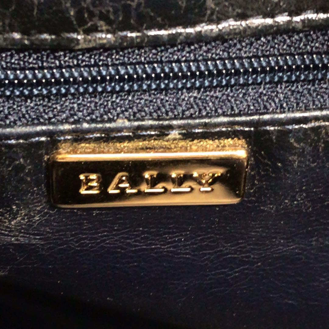 BALLY バリー レザー キルティング タッセル ショルダーバッグ ネイビー