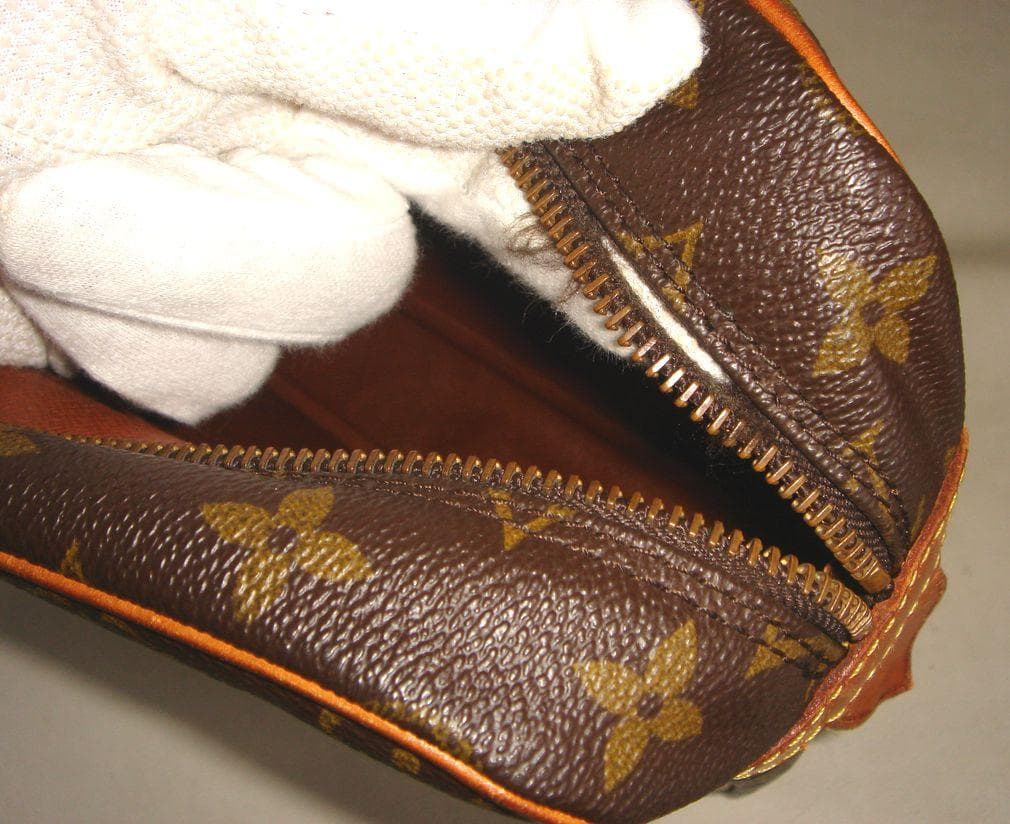 LOUIS VUITTON ルイヴィトン コンピエーニュ28 セカンドバッグ