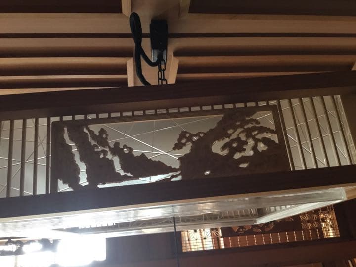 昭和モダンな吊り下げ型照明器具