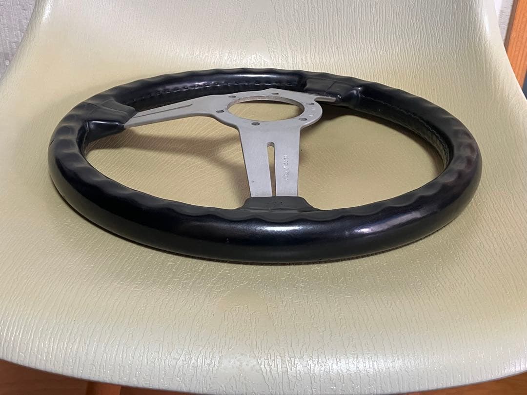 【専用】FET刻印有 ナルディ ステアリング クラシック シルバー 33φ