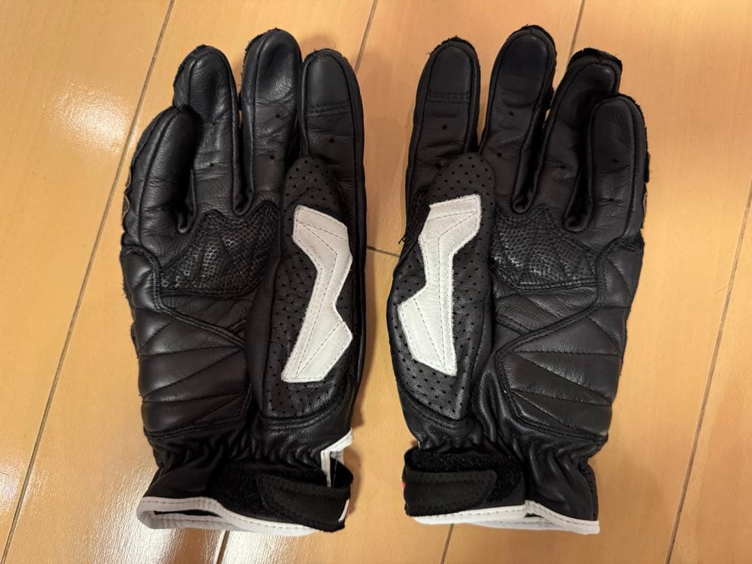 【美品】KUSHITANI K-5364 エアーGPSグローブ Mサイズ