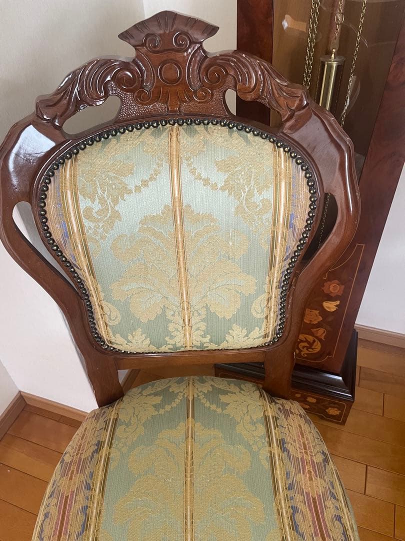 美品ダイニングチェア　猫脚椅子　一脚　イタリア製　1人用椅子　インテリア