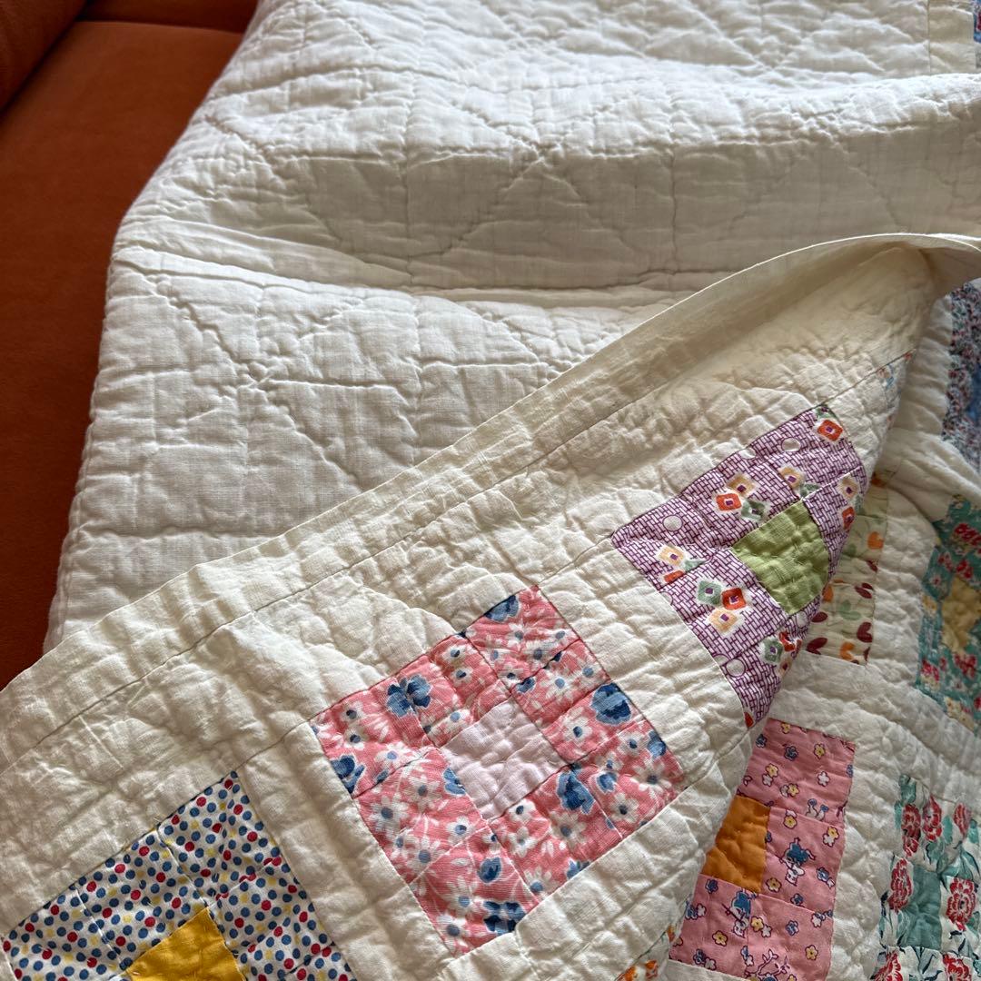 アンティークキルト パステルフラワーが可愛いナインパッチ クリブキルト