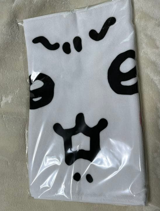 ちいかわ　ワクワクゆうえんち　特典　フェイスタオル