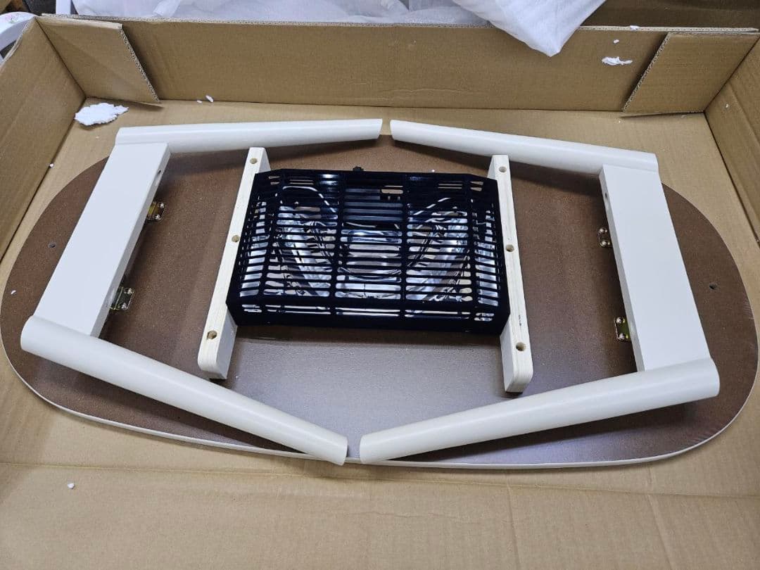 キズあり折れ脚こたつ　WS色