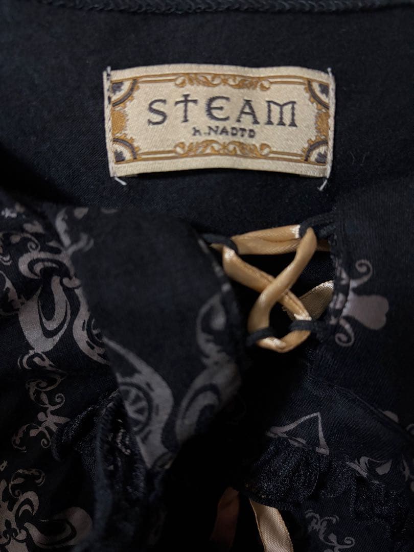 h.NAOTO STEAM チョーカー付 編上げ黒半袖カットソー